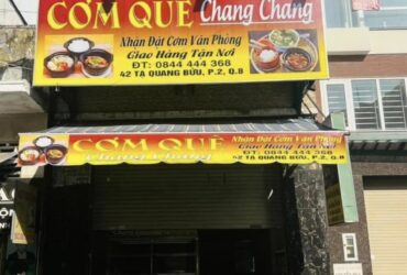 Cần sang lại mặt bằng kinh doanh quán cơm ở 42 Tạ Quang Bửu, phường 2, quận 8.